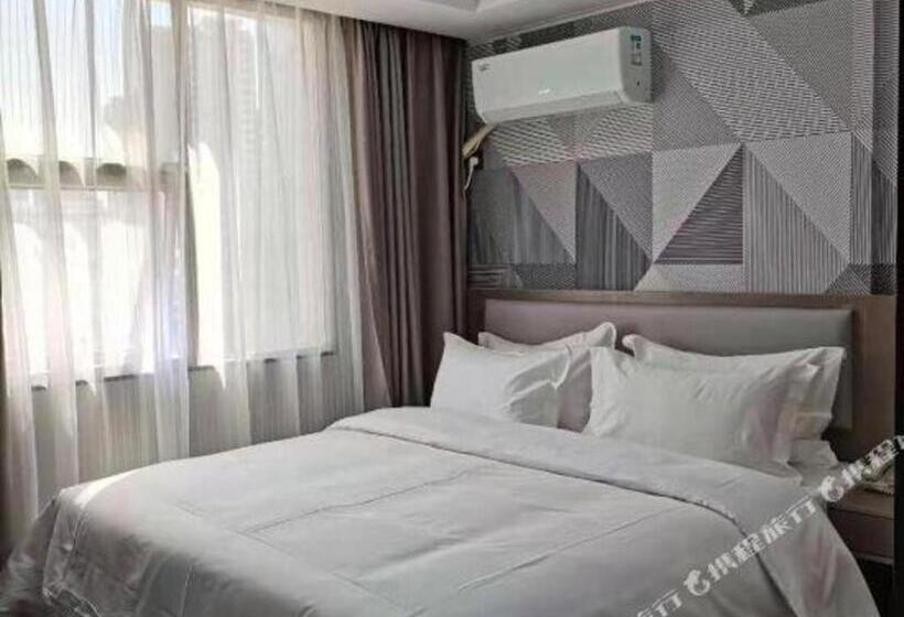 Borrman Hotel Ji An Railway Station Jinggangshan University