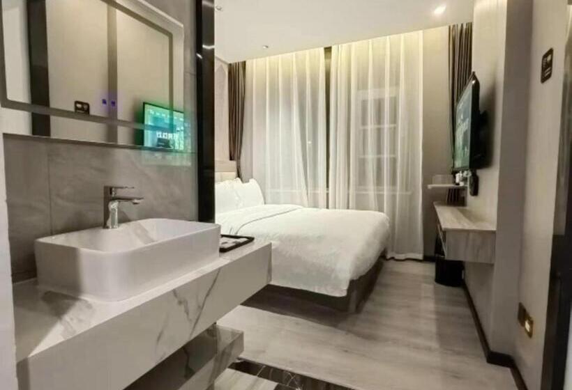 Borrman Hotel Pingyi Beifang Shicaicheng Mingde Road