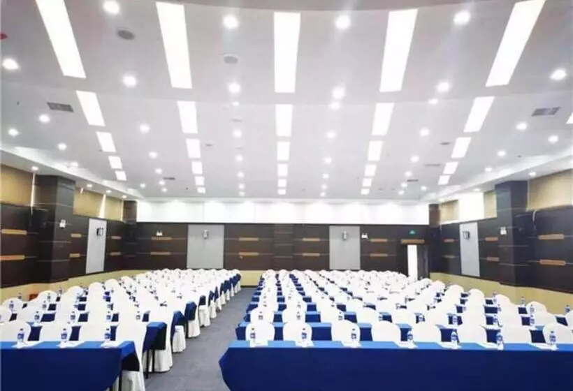 E Cheng Hotel Dali High Speed Railway Station Erhai Lake