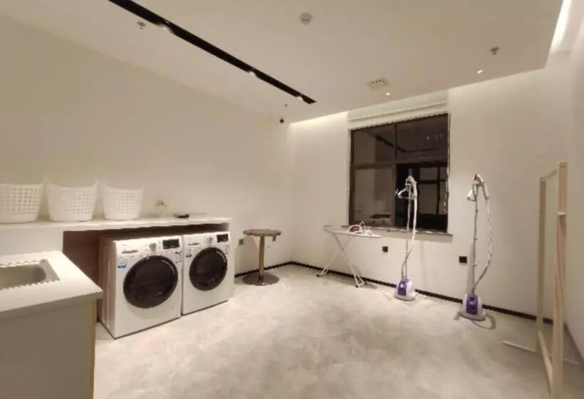 Echarm Hotel Fengcheng Fengshui Lake