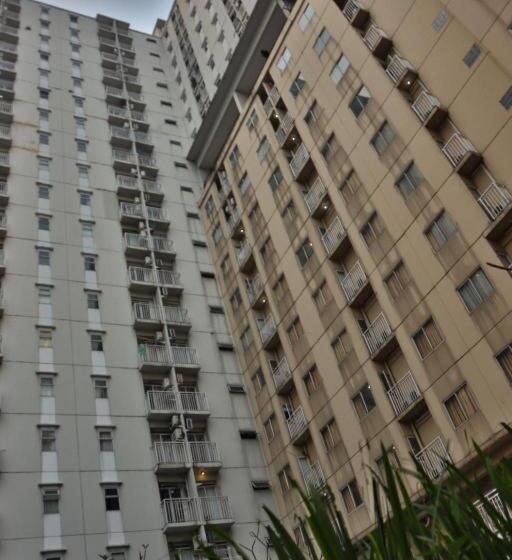 Hotel Buka Room Apartemen Bogor Valley