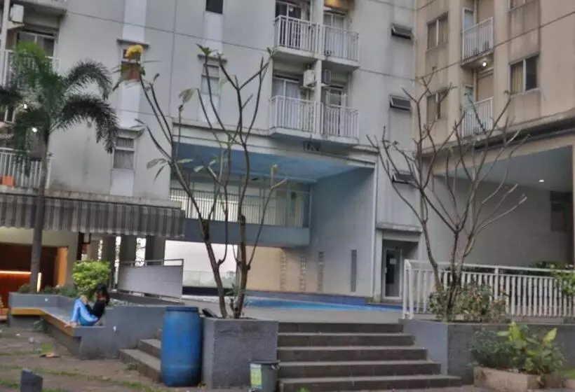 ホテル Buka Room Apartemen Bogor Valley