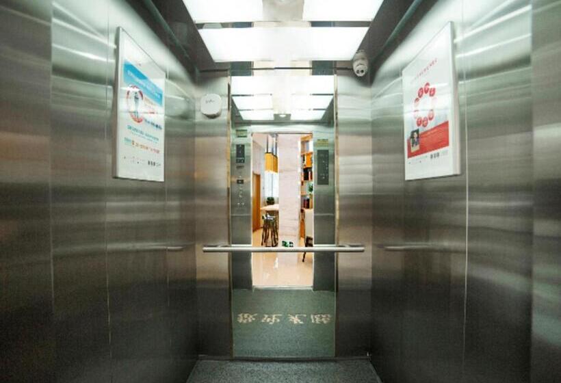 Hotel City Comfort Inn Ezhou Huahu Airport High Speed Railway Station