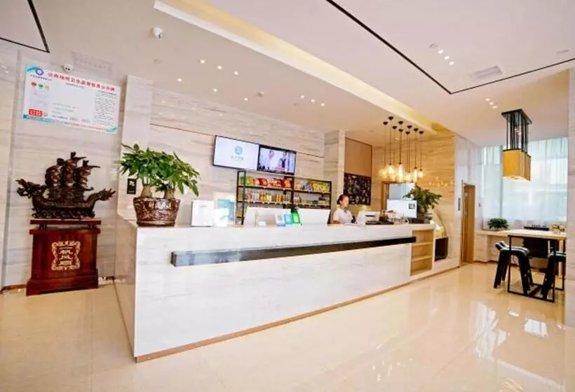 Hotelli City Comfort Inn Ezhou Huahu Airport High Speed Railway Station