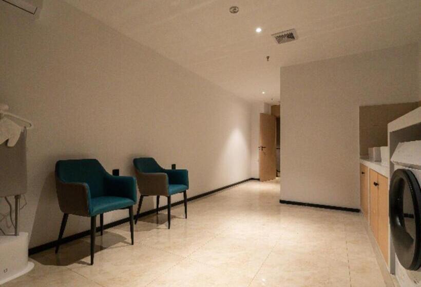 Hotel City Comfort Inn Wuhan Changfu People S Auto City