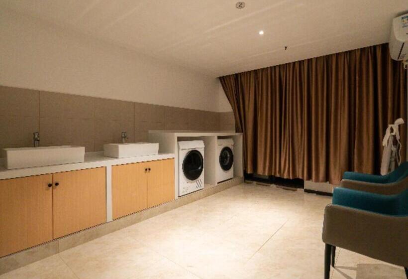 Hotel City Comfort Inn Wuhan Changfu People S Auto City