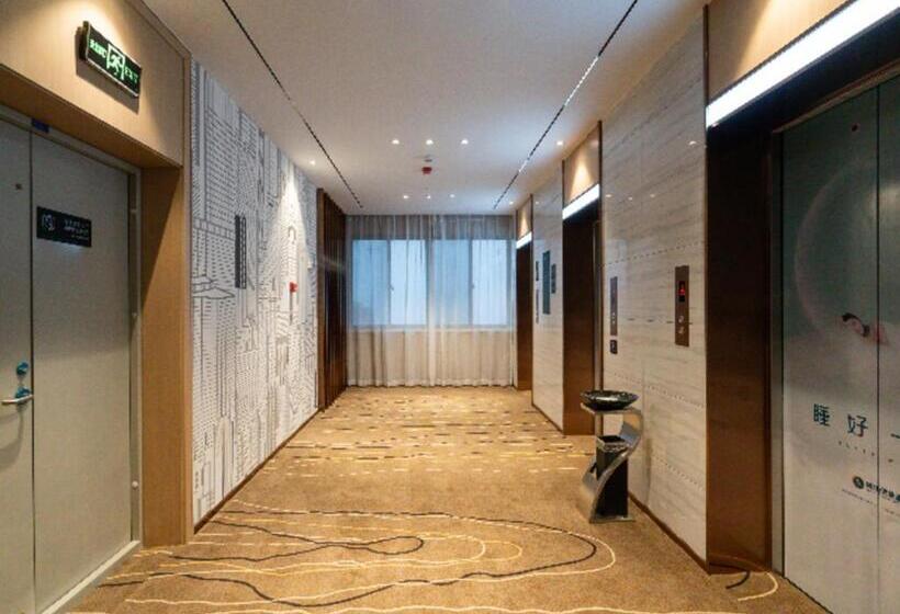 Hotel City Comfort Inn Wuhan Changfu People S Auto City