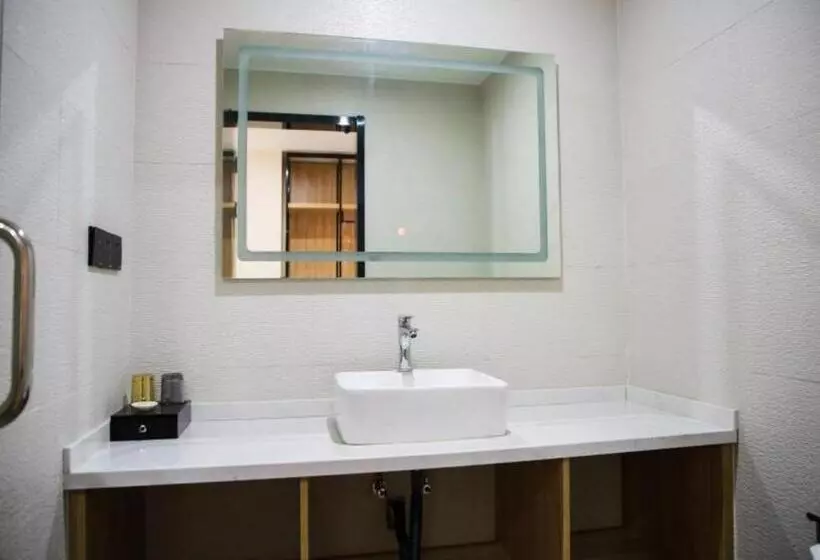 Hotelli Green Tree Inn Changzhou Liyang Zhongguancun Innovation Park