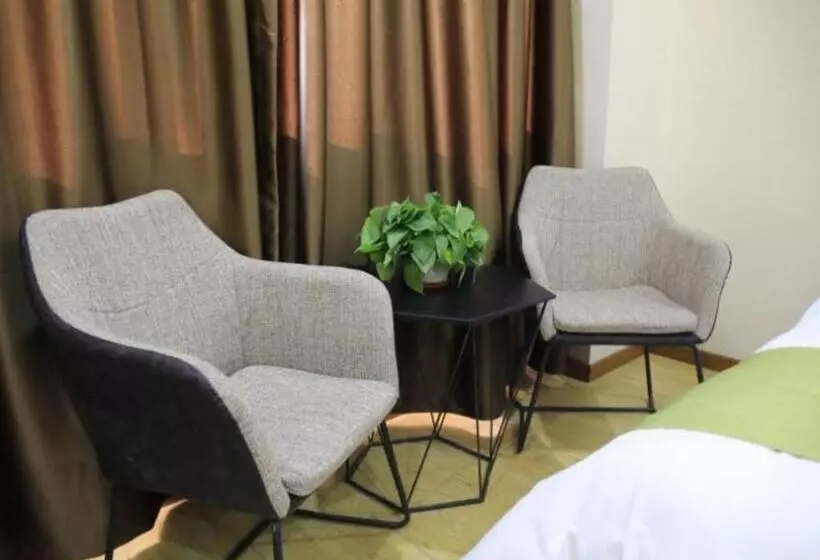 Hotelli Green Tree Inn Changzhou Liyang Zhongguancun Innovation Park