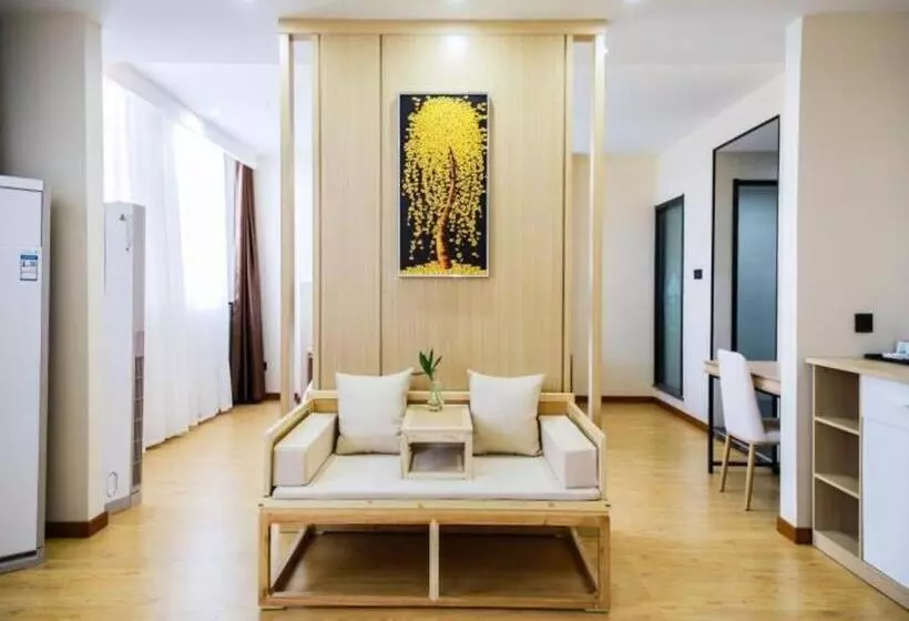 Hotelli Green Tree Inn Changzhou Liyang Zhongguancun Innovation Park