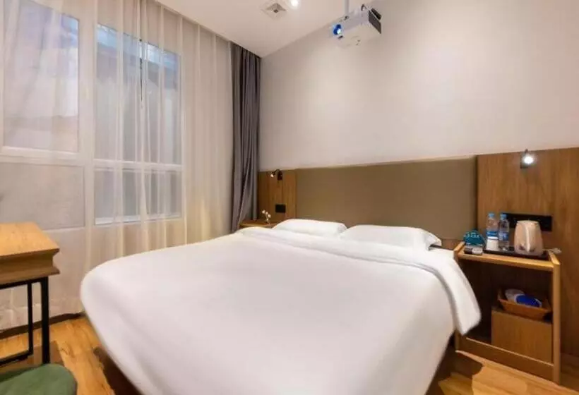 ホテル Greentree Inn Express Lanzhou West Passenger Station Lanzhou Center