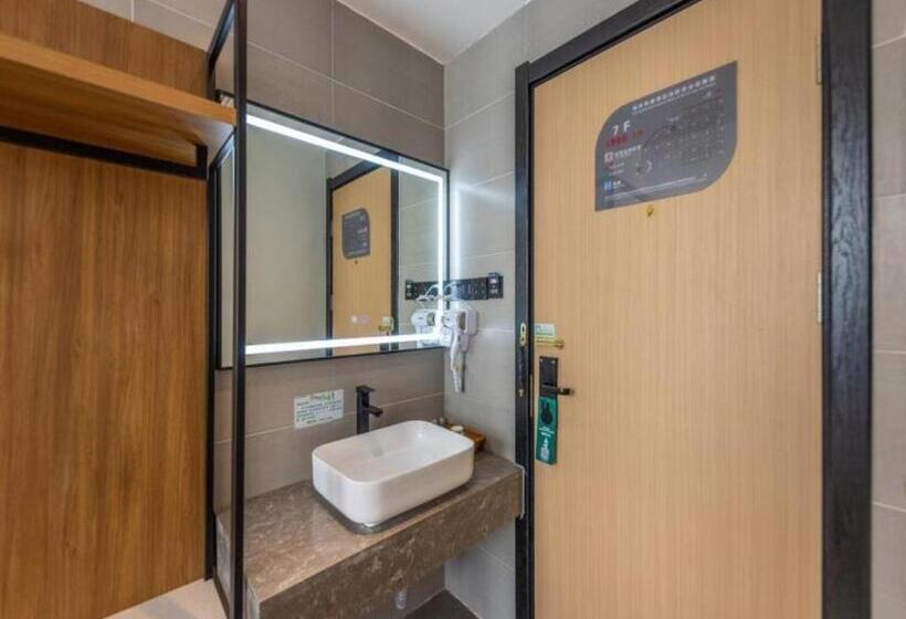 Otel Greentree Inn Express Lanzhou West Passenger Station Lanzhou Center