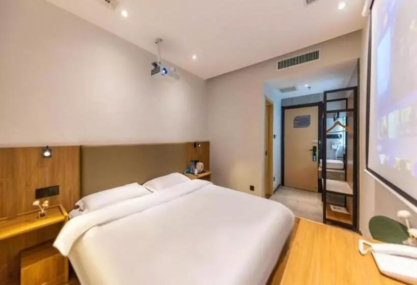 ホテル Greentree Inn Express Lanzhou West Passenger Station Lanzhou Center