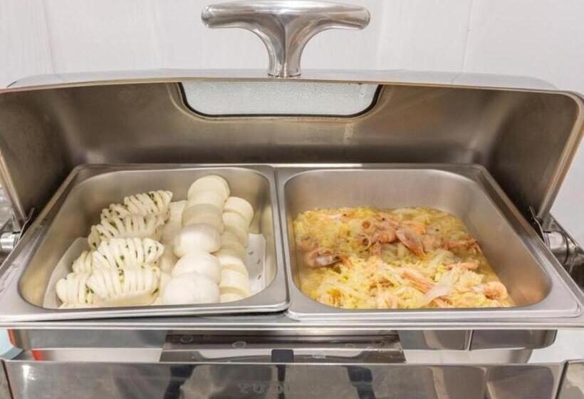 בית מלון כפרי Greentree Inn Express Qingdao Jiaodong International Airport