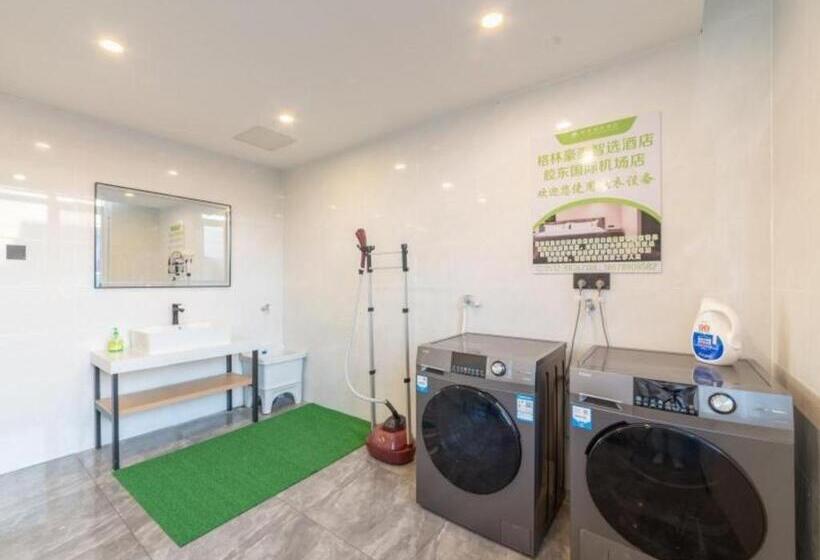 בית מלון כפרי Greentree Inn Express Qingdao Jiaodong International Airport