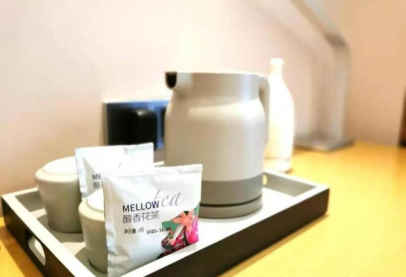 Lavande Hotel Chenzhou Xinglong Walking Street