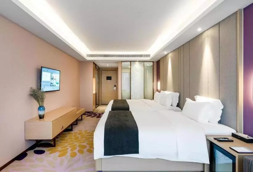 Lavande Hotel Zunyi Times Tianjie