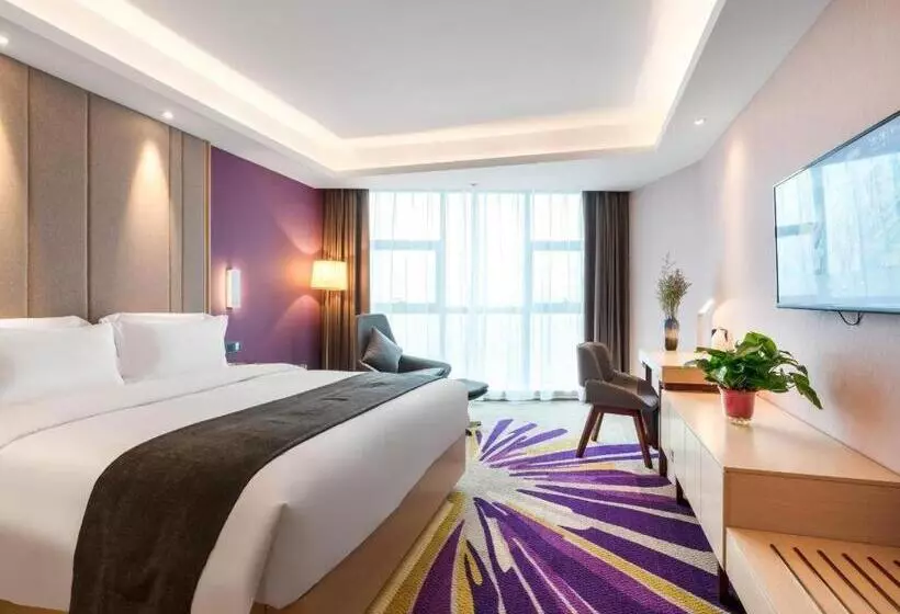 Lavande Hotel Zunyi Times Tianjie