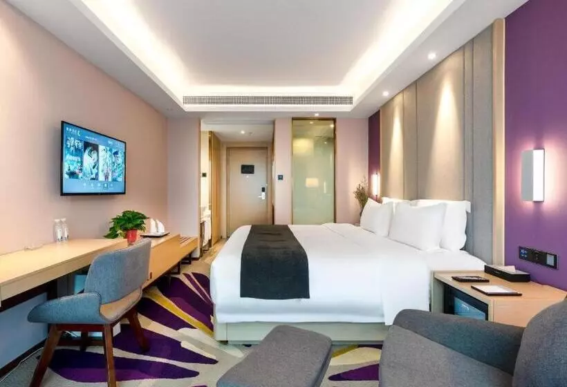Lavande Hotel Zunyi Times Tianjie