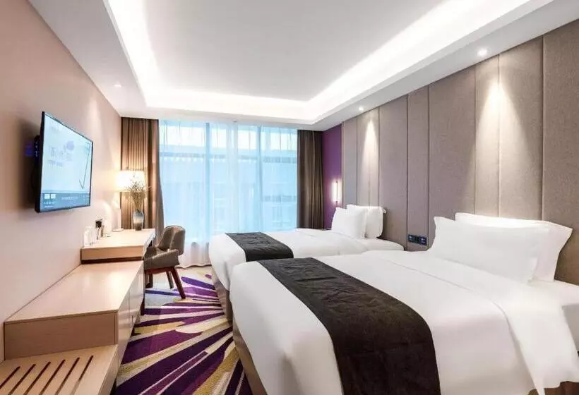 Lavande Hotel Zunyi Times Tianjie