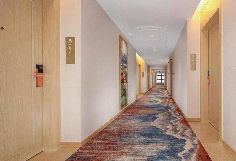 Vienna Hotel Chengdu University Of Pertroleum Metro Station