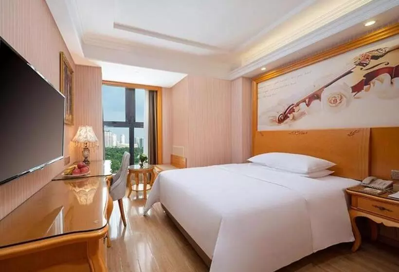 Vienna Hotel Chongqing West Station Southwesten Hospital