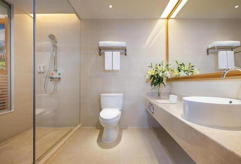 Vienna Hotel Ganzhou Economic Development Zone 1st Hospital West High Speed Railway Station