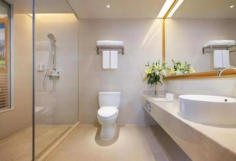 Vienna Hotel Ganzhou Economic Development Zone 1st Hospital West High Speed Railway Station