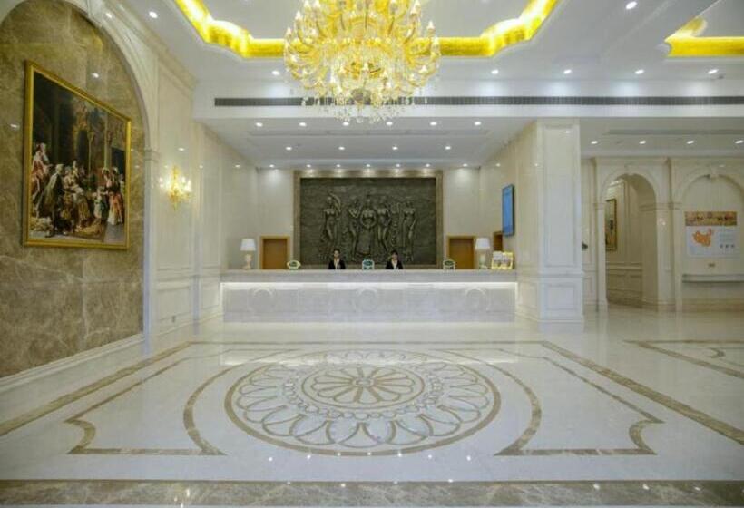 Vienna Hotel Ganzhou Economic Development Zone 1st Hospital West High Speed Railway Station