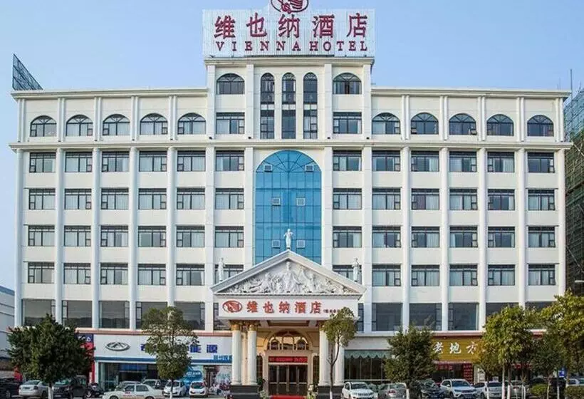Vienna Hotel Ganzhou Economic Development Zone 1st Hospital West High Speed Railway Station