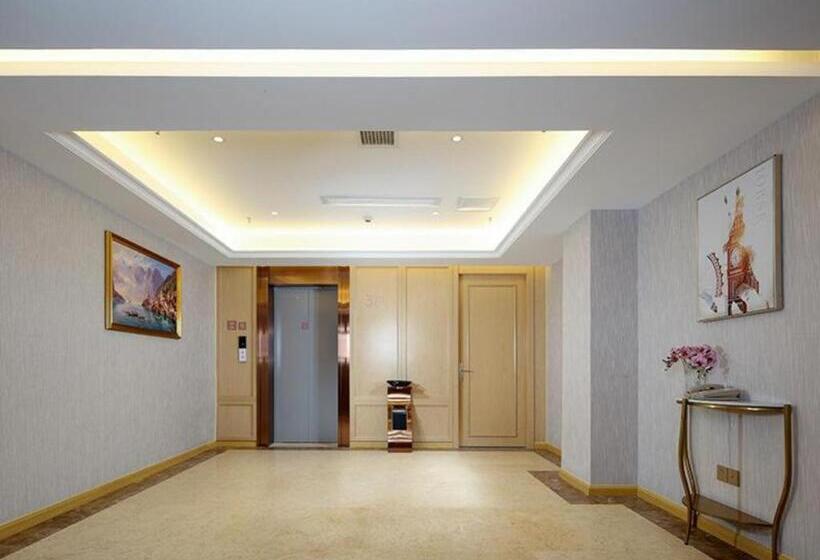 Vienna Hotel Guiyang Yunyan District Government