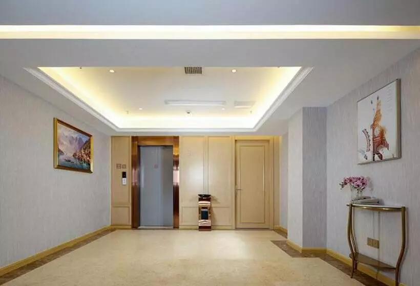 Vienna Hotel Guiyang Yunyan District Government