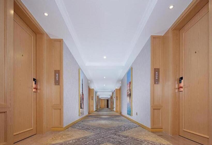 Vienna Hotel Guiyang Yunyan District Government