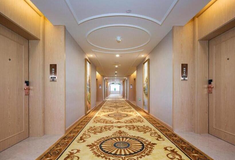 Vienna Hotel Jiangxi Yongxin Shizheng Square