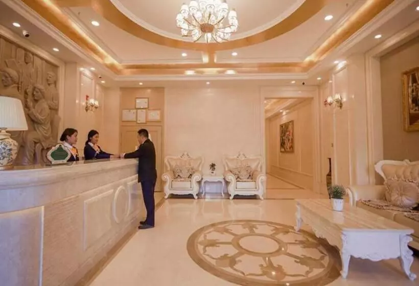 Vienna Hotel Qinghai Yushu Tangfan Avenue