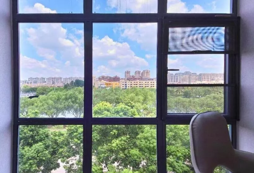 Vienna Hotel Zhejiang Cixi Aegean Sea