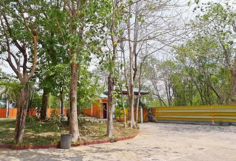 Abrassi Hotel And Restaurant
