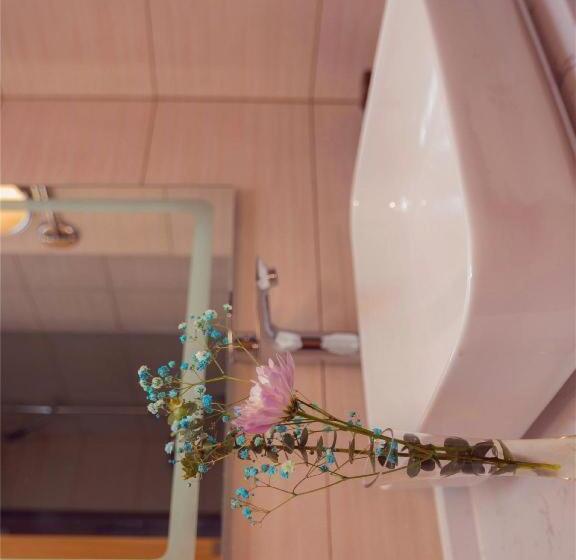 Chonpines Hotel·rizhao Yingbing Road Rt Mart