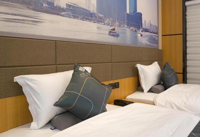 Chonpines Hotel·rizhao Yingbing Road Rt Mart