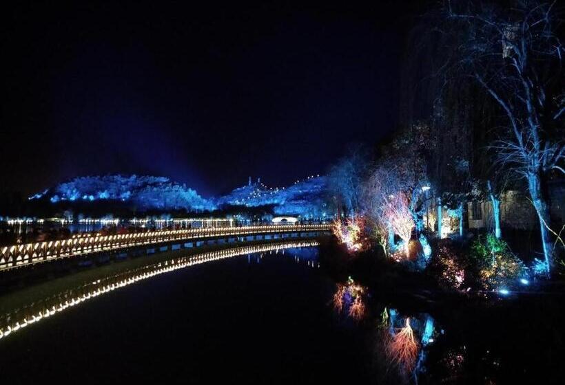 Chonpines Hotels·anshun Taixiang Baili