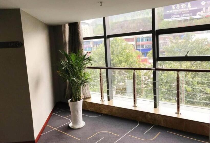 Chonpines Hotels·anshun Taixiang Baili