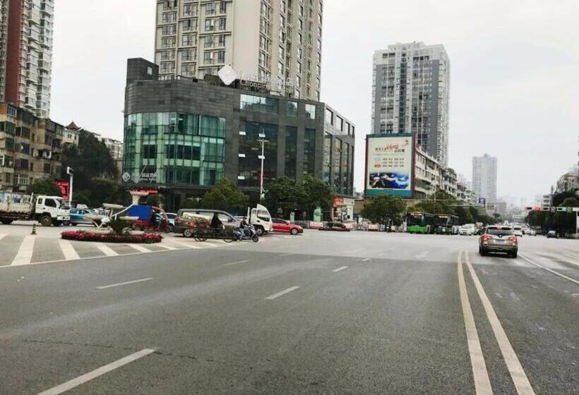 Chonpines Hotels·anshun Taixiang Baili