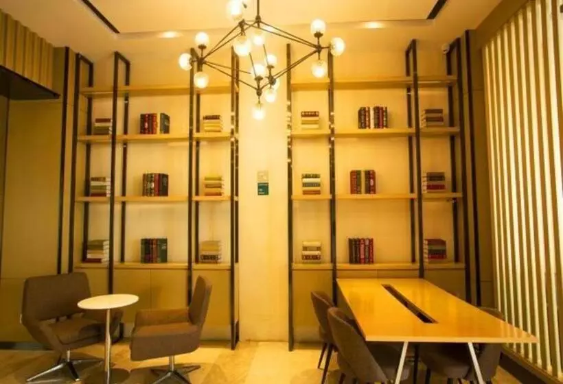 Hotelli City Comfort Inn Huanggang Macheng Dujuan Huafu