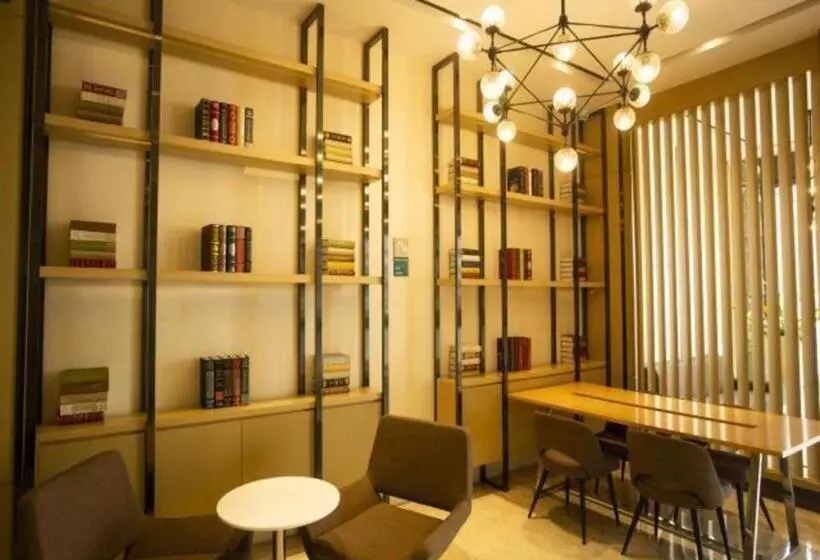 Hotelli City Comfort Inn Huanggang Macheng Dujuan Huafu