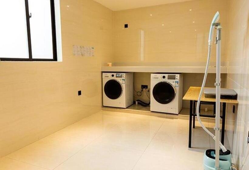 בית מלון כפרי City Comfort Inn Kunming Xinluojiu Bay Guangju Road