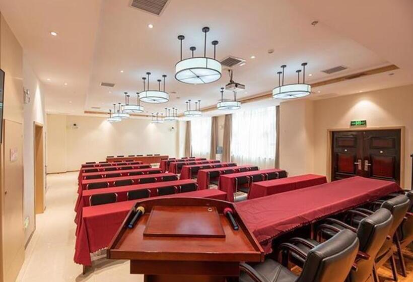 בית מלון כפרי City Comfort Inn Kunming Xinluojiu Bay Guangju Road