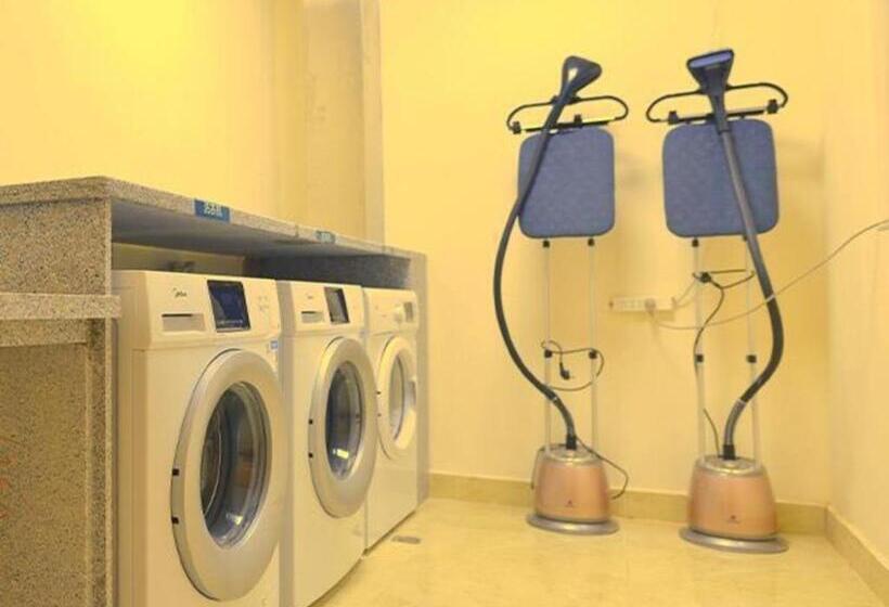 Отель City Comfort Inn Ledong Bus Station