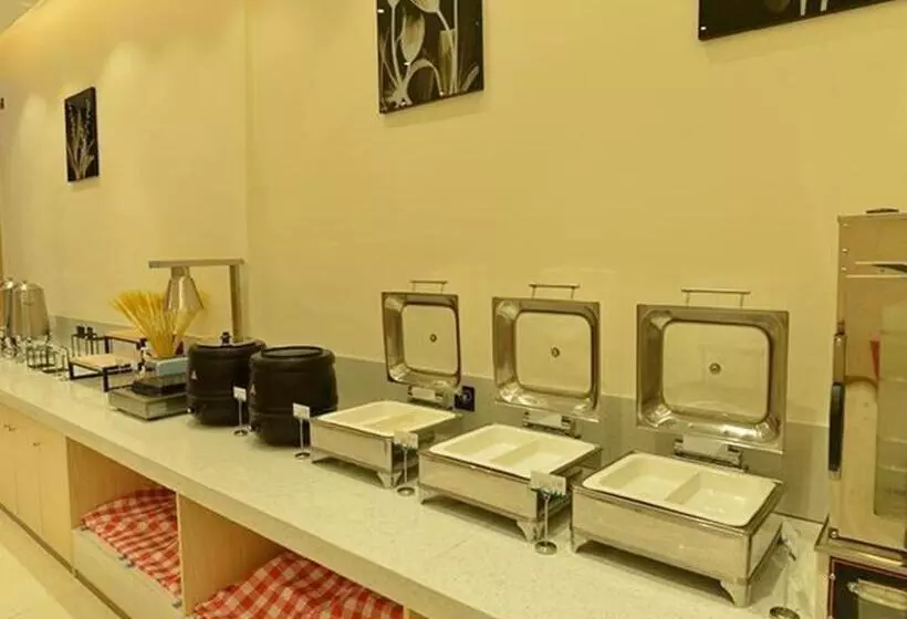 Hotelli City Comfort Inn Ledong Bus Station