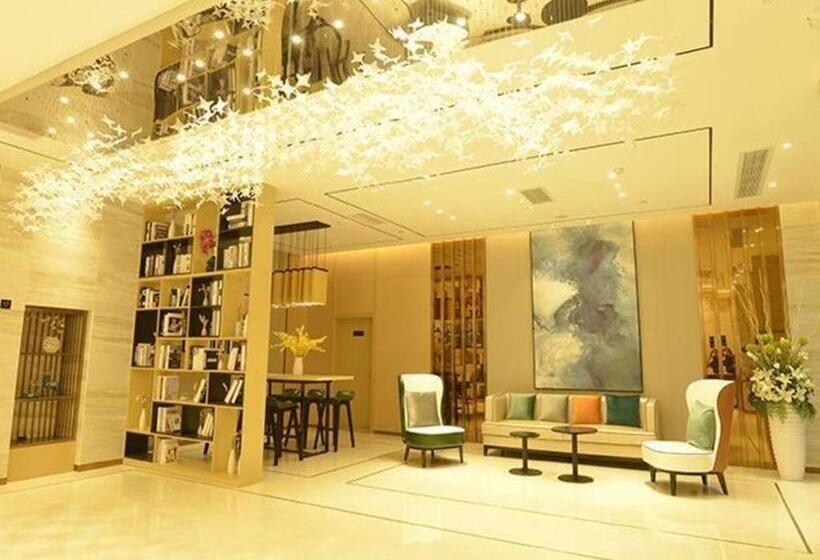 Отель City Comfort Inn Ledong Bus Station