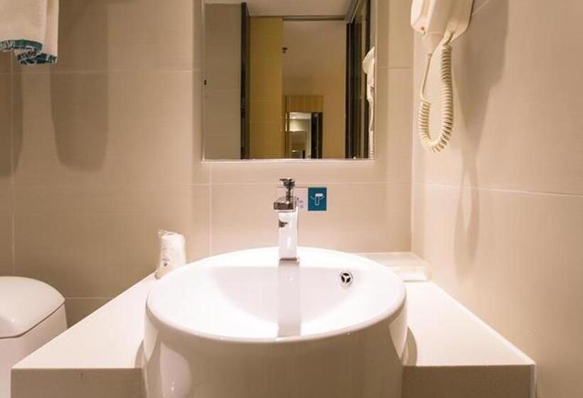 호텔 City Comfort Inn Qinzhou South Bus Station